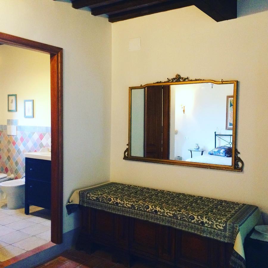 La Locanda Del Barbagianni Santa Luce Luaran gambar